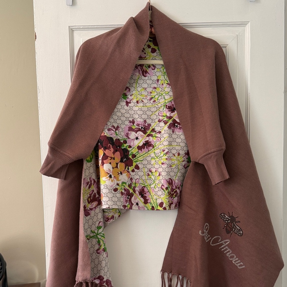 Gucci scarf/wrap